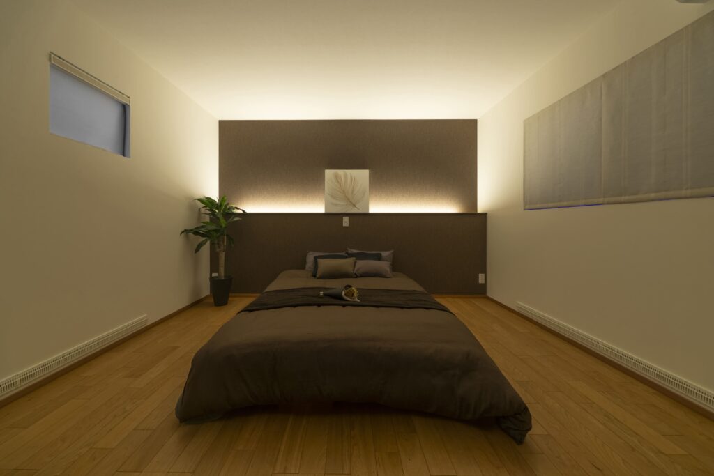 ホテルライクな造作キッチン、シンプルで洗練されたデザインの施工事例