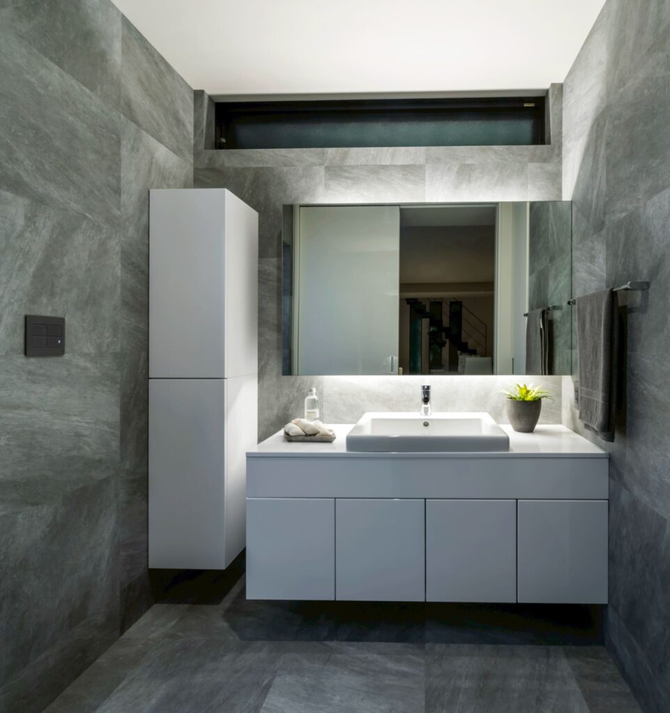 施工例：ホテルの一室のような洗面台